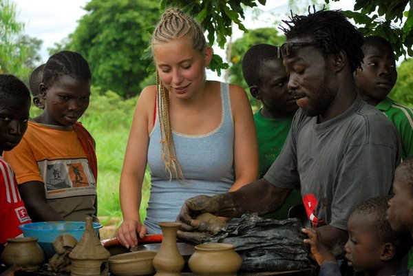 Quels exercices sont recommandés pour la rééducation après une rupture du LCA ?